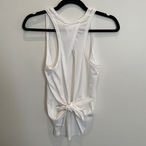 Lululemon All Tied Up White Tank Top, Size 2 (NEVER WORN)